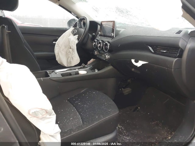 3N1AB8CV0NY211798 Nissan Sentra Sv Xtronic Cvt