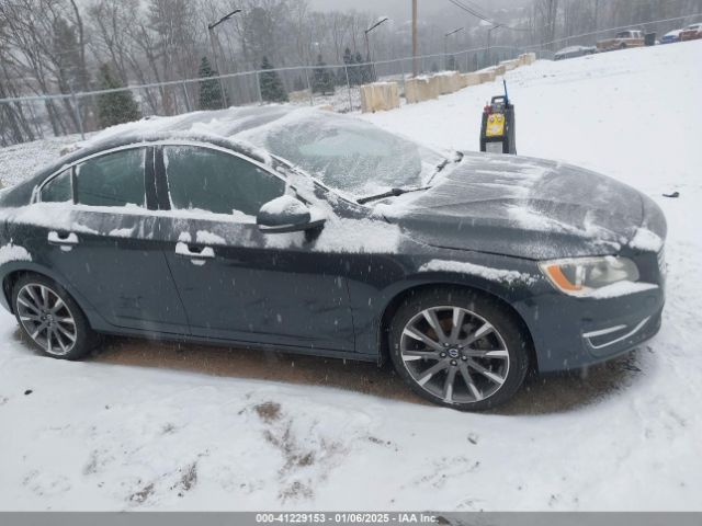 YV1612TK6F1348608 Volvo S60 T5 Premier