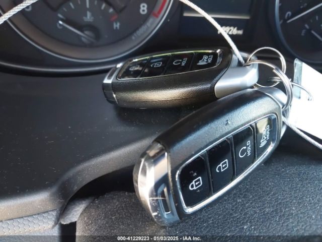 KM8K32AB2PU051767 Hyundai Kona Sel