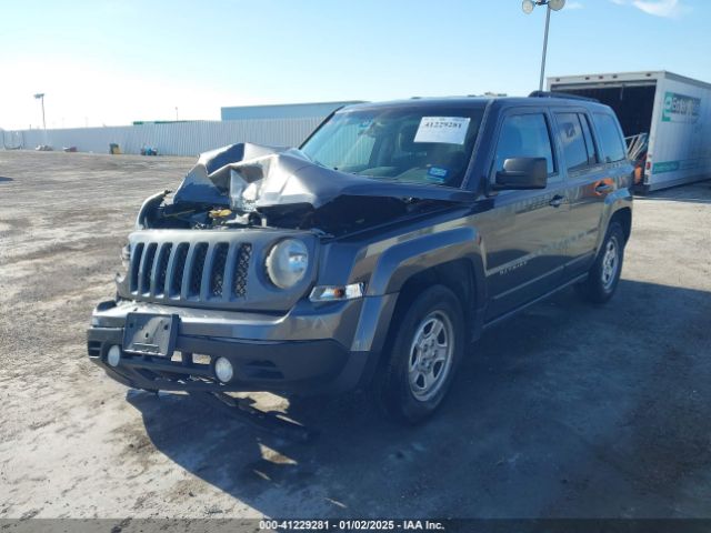 1C4NJPBA2GD560106 Jeep Patriot Sport