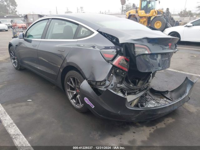 5YJ3E1EB1JF181353 Tesla Model 3 Long Range/performance