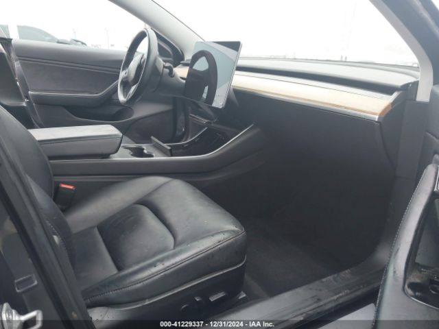 5YJ3E1EB1JF181353 Tesla Model 3 Long Range/performance