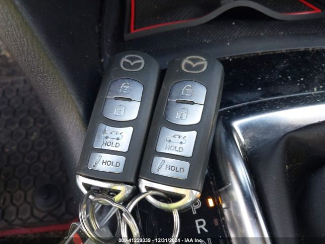 JM1BM1V78G1327596 Mazda Mazda3 I Touring