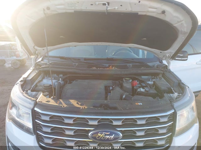 Ford EXPLORER XLT 2016 1FM5K7D88GGB58771 Image 10