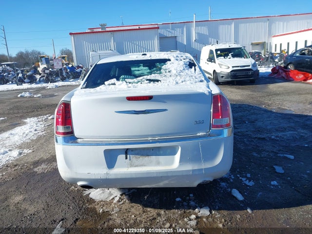 Chrysler 300 2014 2C3CCAAG6EH365327 Image 15