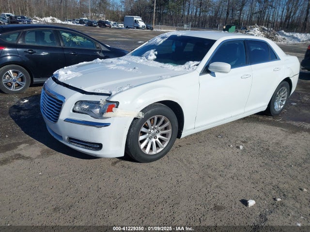 2C3CCAAG6EH365327 Chrysler 300