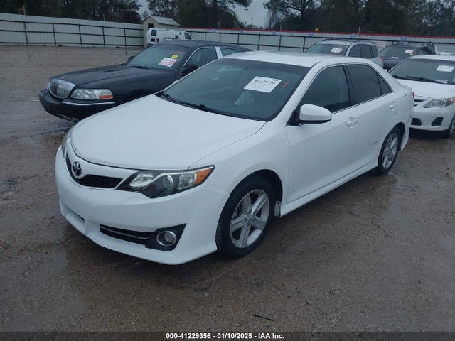 Toyota CAMRY SE 2014 4T1BF1FK5EU311277 Image 2