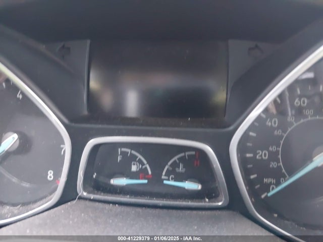 1FMCU9HD0KUA92814 Ford ESCAPE SEL