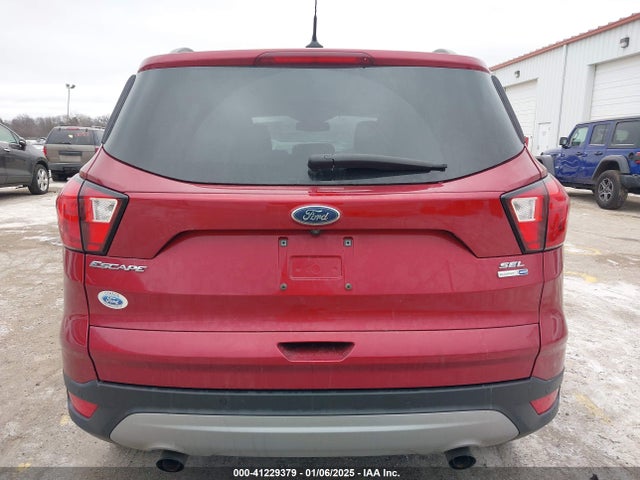 1FMCU9HD0KUA92814 Ford ESCAPE SEL