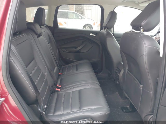 1FMCU9HD0KUA92814 Ford ESCAPE SEL