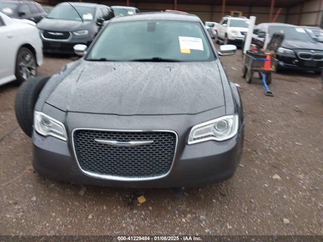 2C3CCAEG7JH159261 Chrysler 300 Limited