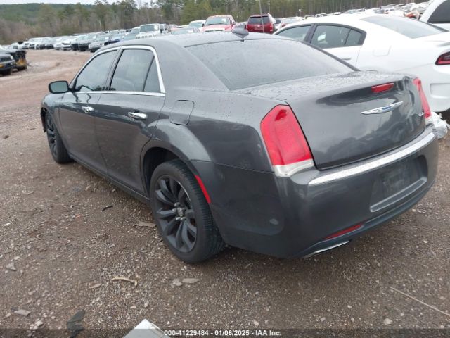 2018 CHRYSLER 300 2C3CCAEG7JH159261 Photo 2