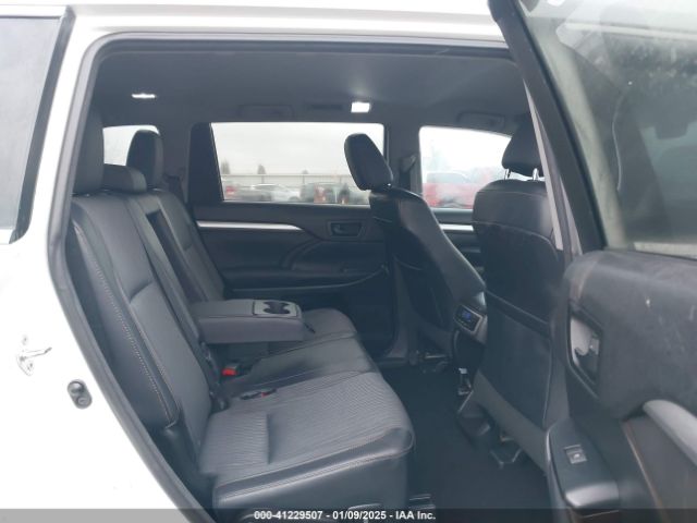 5TDBKRFH6GS282527 Toyota Highlander Le Plus V6