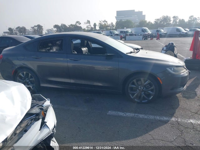 1C3CCCBG8FN515103 Chrysler 200 S