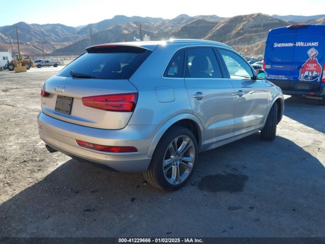 WA1BFCFS2GR018713 Audi Q3 2.0t Premium Plus