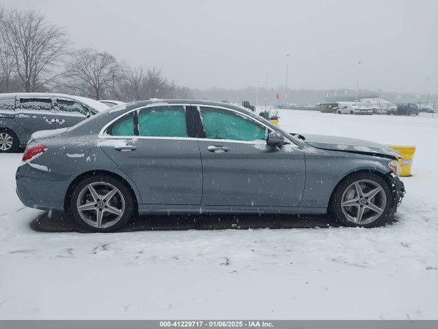 55SWF4KB3HU215771 Mercedes-Benz C 300 4matic/luxury 4matic/sport 4matic