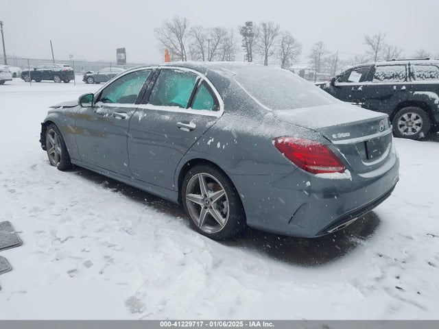 55SWF4KB3HU215771 Mercedes-Benz C 300 4matic/luxury 4matic/sport 4matic