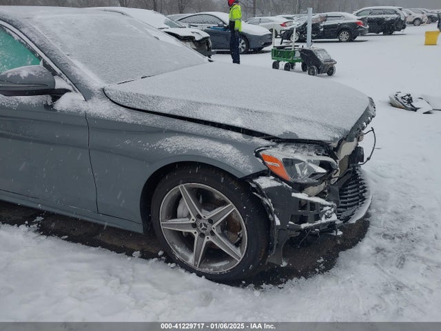 55SWF4KB3HU215771 Mercedes-Benz C 300 4matic/luxury 4matic/sport 4matic