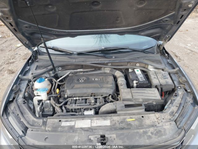 1VWAS7A37GC026679 Volkswagen Passat 1.8t S
