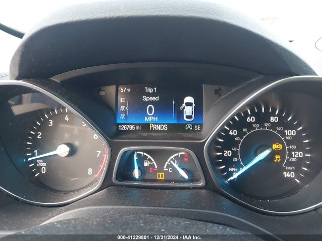 Ford ESCAPE SE 2017 1FMCU9G99HUB35150 Image 7