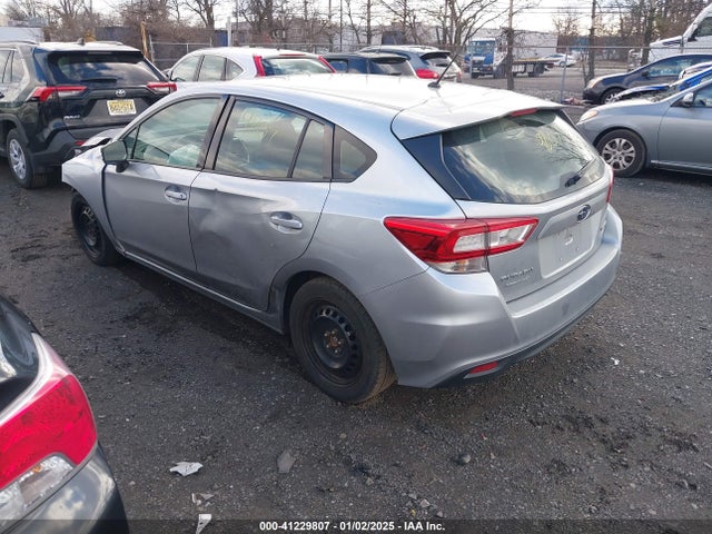 Subaru Impreza 2.0i 2017 4S3GTAA62H3732459 Image 3