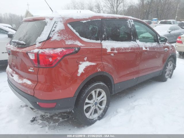 2019 FORD ESCAPE 1FMCU9GD5KUB76144 Photo 3