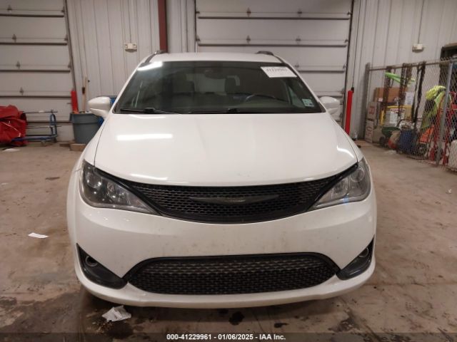 2C4RC1BGXJR293315 Chrysler Pacifica Touring L