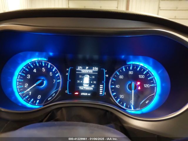 2C4RC1BGXJR293315 Chrysler Pacifica Touring L