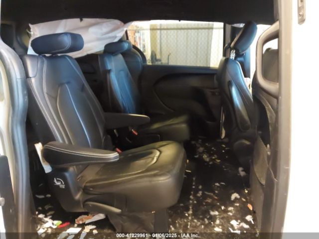 2C4RC1BGXJR293315 Chrysler Pacifica Touring L