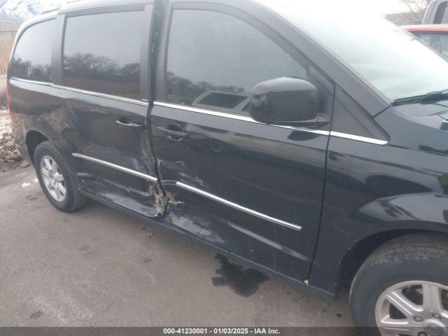 2010 CHRYSLER TOWN & COUNTRY 2A4RR5D16AR451366 Photo 5