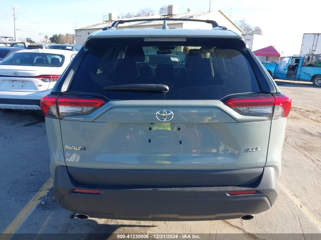 Toyota Rav4 Xle Premium 2021 2T3C1RFV4MW113680 Image 16