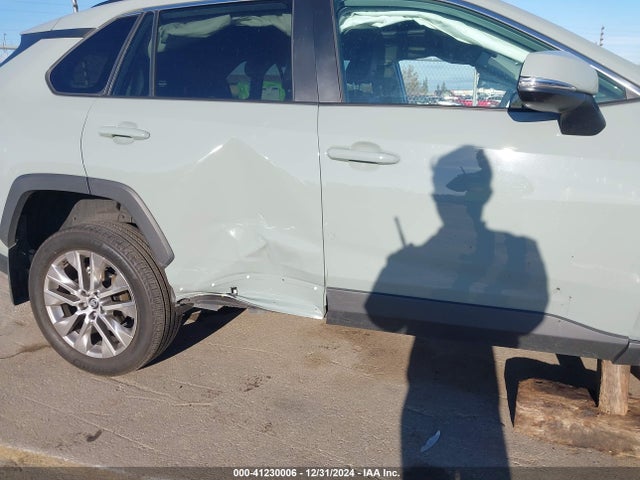 Toyota Rav4 Xle Premium 2021 2T3C1RFV4MW113680 Image 18
