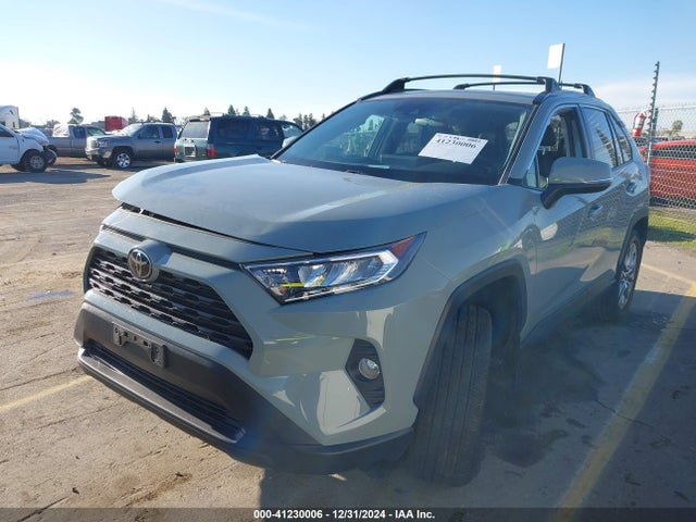 Toyota Rav4 Xle Premium 2021 2T3C1RFV4MW113680 Image 2