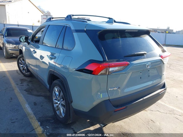 Toyota Rav4 Xle Premium 2021 2T3C1RFV4MW113680 Image 3