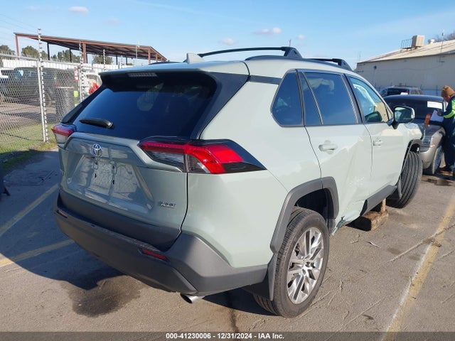 Toyota Rav4 Xle Premium 2021 2T3C1RFV4MW113680 Image 4