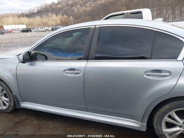 4S3BMCC67E3024168 Subaru Legacy 2.5i Premium