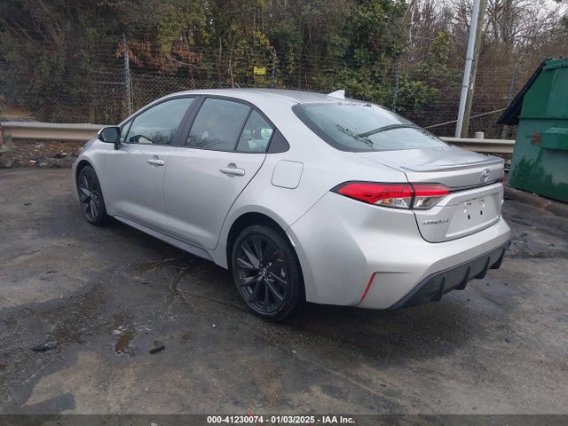 Toyota COROLLA SE 2023 5YFP4MCE5PP165575 Image 3