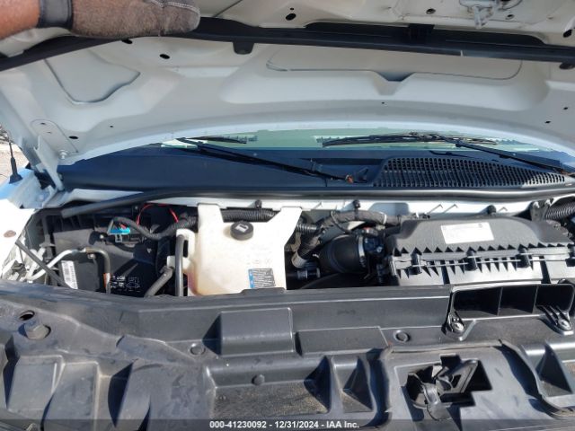 1GCWGAFP6J1345609 Chevrolet Express 2500 Work Van