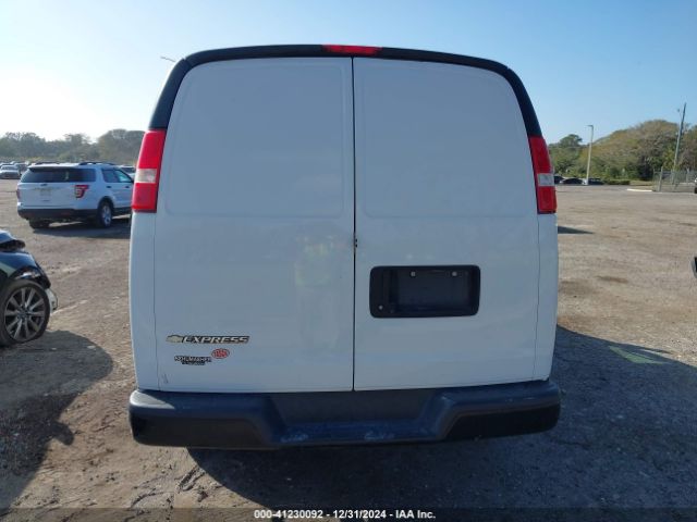 1GCWGAFP6J1345609 Chevrolet Express 2500 Work Van