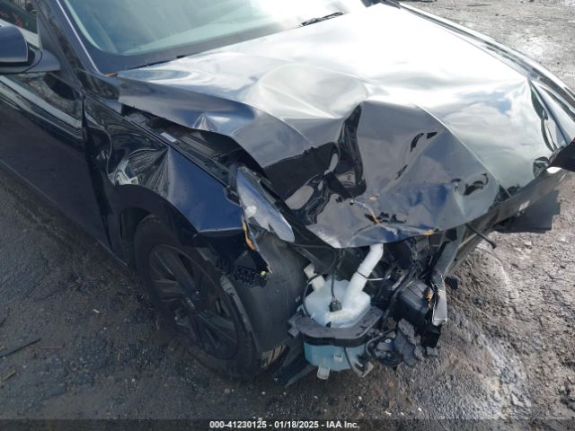 KMHLM4AG1NU360359 Hyundai ELANTRA SEL