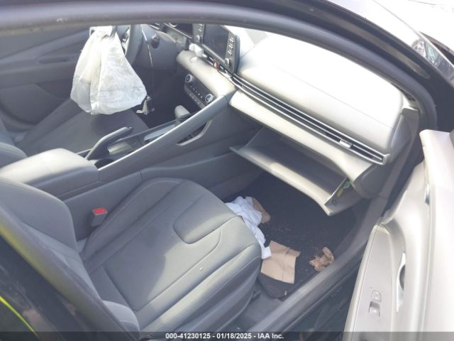 KMHLM4AG1NU360359 Hyundai ELANTRA SEL