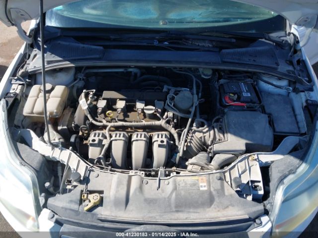 1FADP3F22EL117601 Ford FOCUS SE