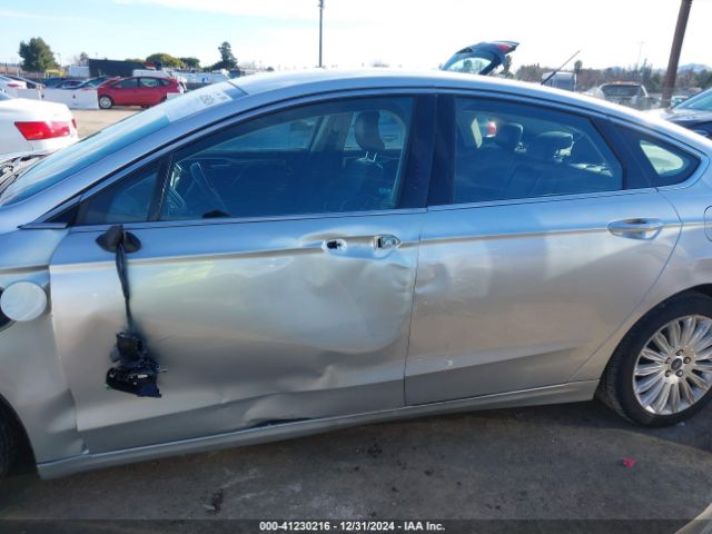 3FA6P0PU9GR232370 Ford Fusion Energi Se Luxury