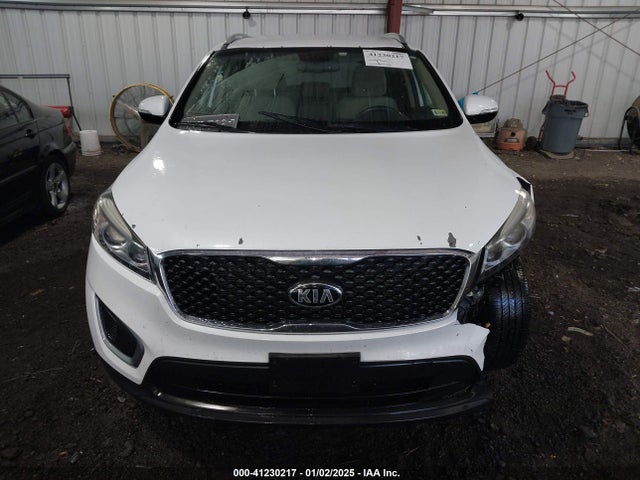 5XYPG4A37GG053809 KIA Sorento 2.4l Lx