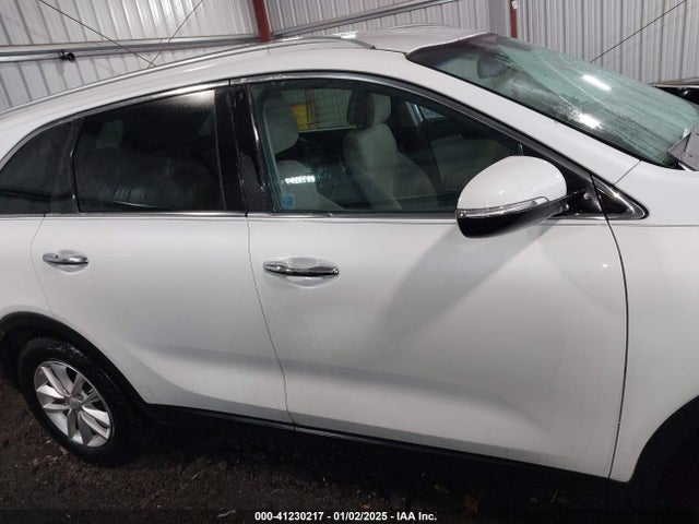 5XYPG4A37GG053809 KIA Sorento 2.4l Lx