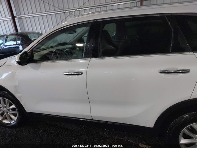 5XYPG4A37GG053809 KIA Sorento 2.4l Lx