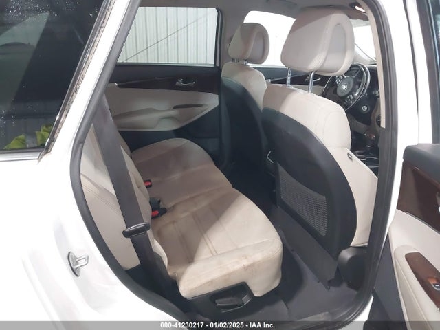 5XYPG4A37GG053809 KIA Sorento 2.4l Lx