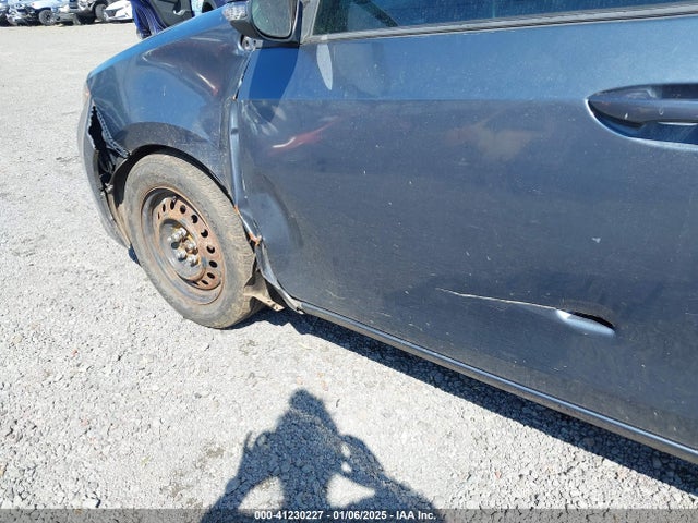 Toyota Corolla 2014 5YFBURHE1EP177459 Image 17