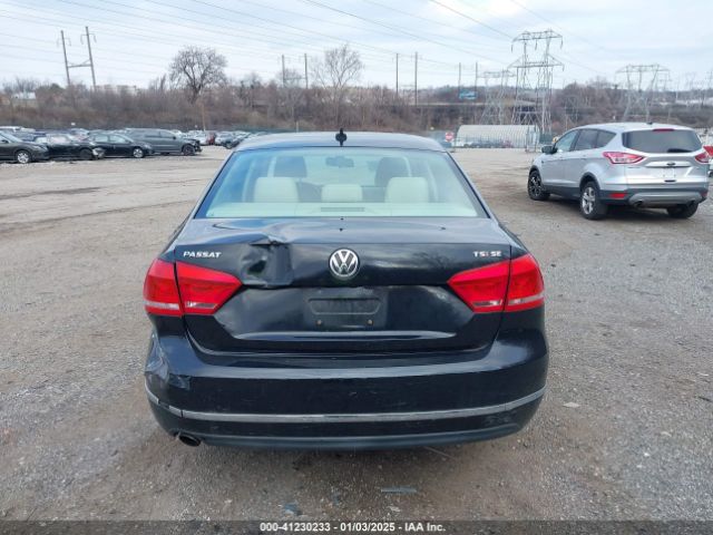 1VWBT7A33FC005702 Volkswagen Passat 1.8t Se