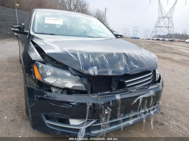 1VWBT7A33FC005702 Volkswagen Passat 1.8t Se